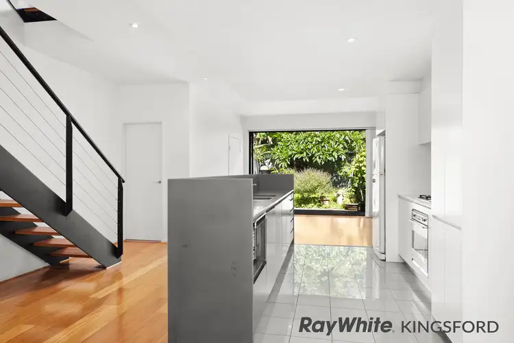 30 Gadigal Avenue