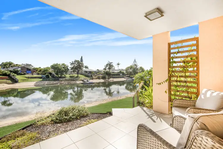 1/4-6 Dunlop Court, Mermaid Waters QLD 4218