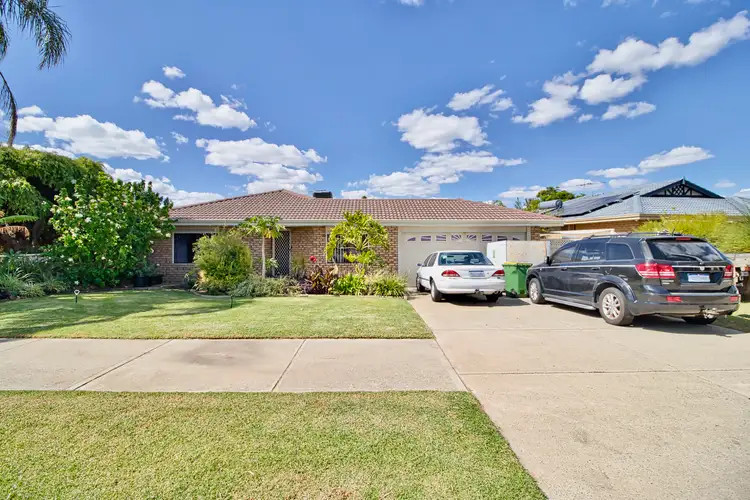 32 Woodbridge Drive, Cooloongup WA 6168