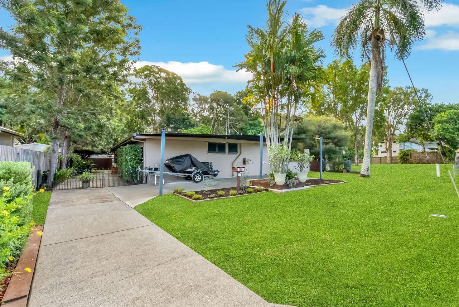 Main view of Homely semi-detached listing, 17 Caddy Street, Yorkeys Knob QLD 4878