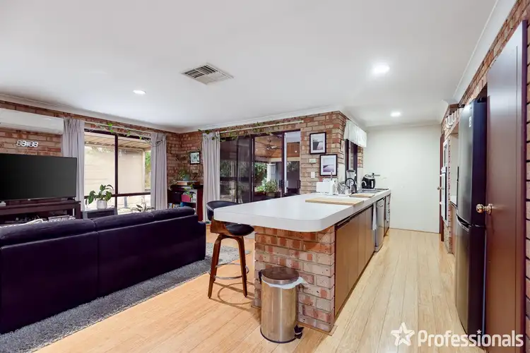 Seventh view of Homely house listing, 6 Dexter Court, Willetton WA 6155