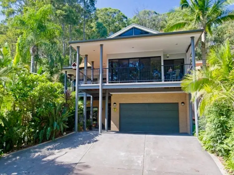 90 Coal Point Road, Coal Point NSW 2283