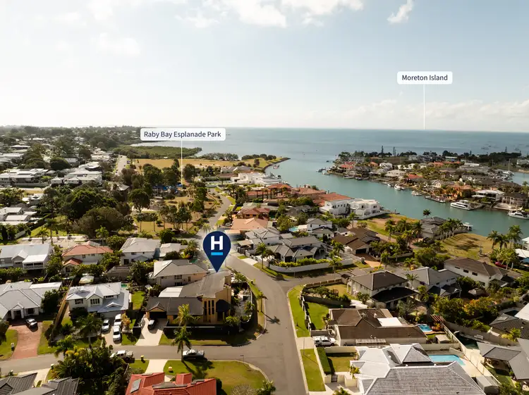 1 Sirocco Court, Ormiston QLD 4160