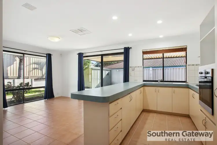 Fifth view of Homely house listing, 21 Brandon Mews, Parmelia WA 6167