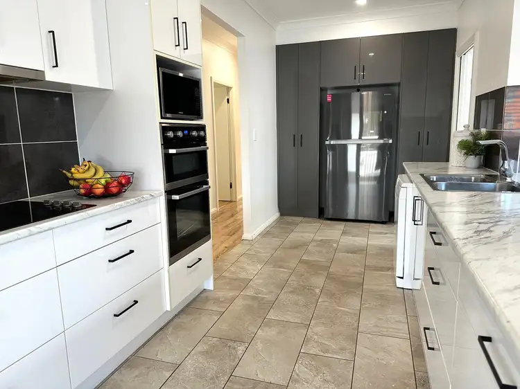 Fourth view of Homely house listing, 5 Peterborough Ave, Lake Illawarra NSW 2528