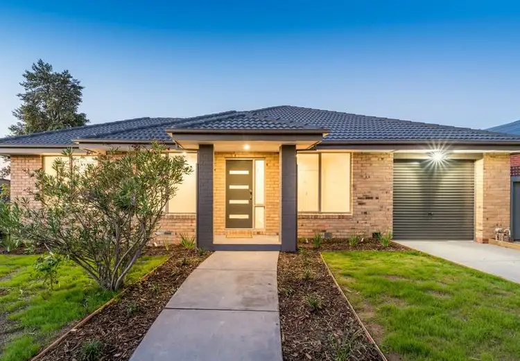 17 Mollison Street, Dandenong North VIC 3175