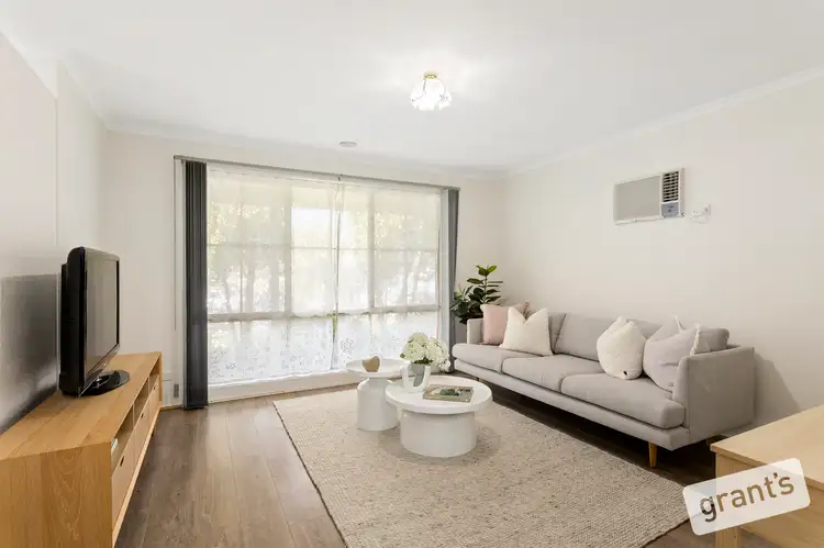Third view of Homely house listing, 4 Glen Court, Narre Warren VIC 3805