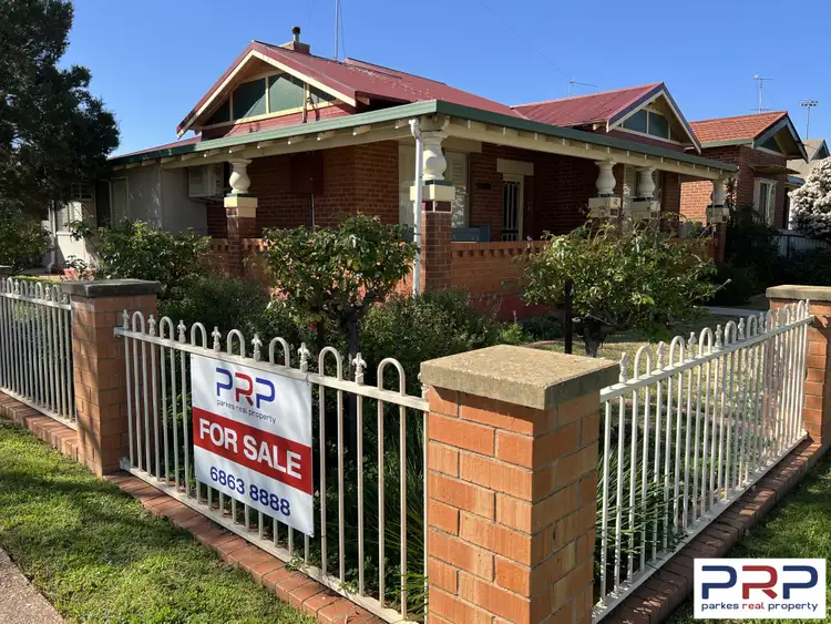 42 Bushman Street, Parkes NSW 2870