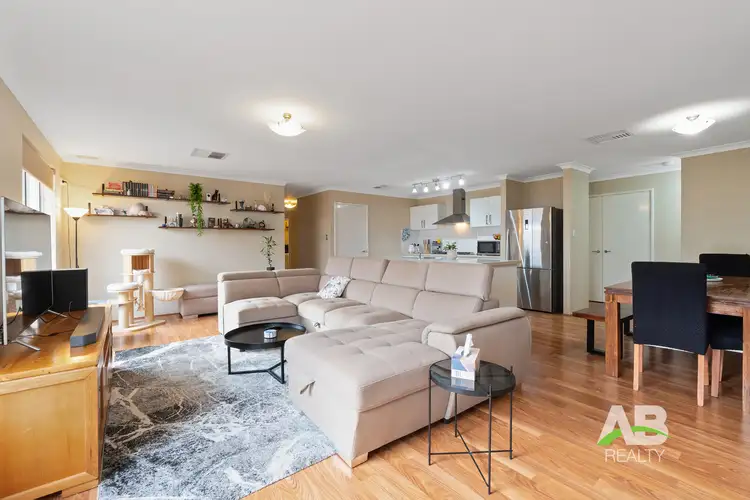 15 Rhoeo Outlook, Sinagra WA 6065