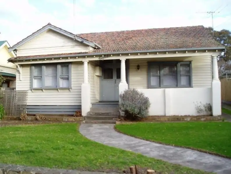 Main view of Homely house listing, 8 Mills St, Hampton VIC 3188