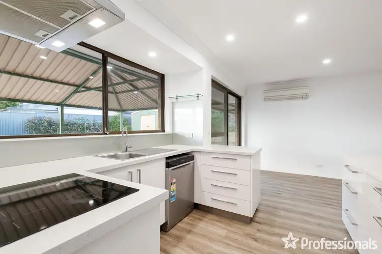 Fourth view of Homely house listing, 5 Busycon Place, Heathridge WA 6027
