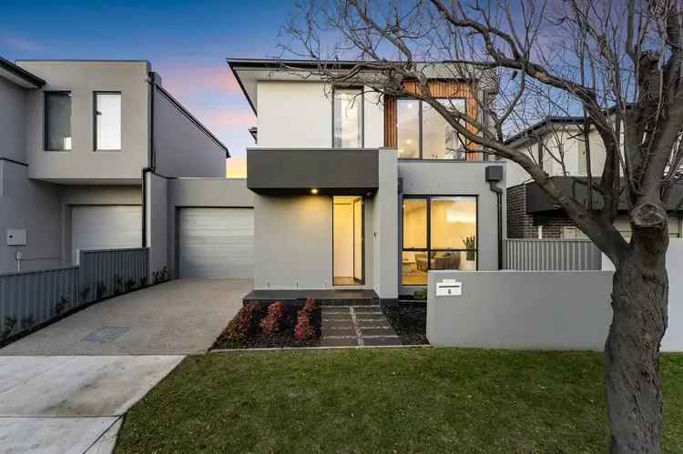 6 Baylon Street, Bentleigh VIC 3204
