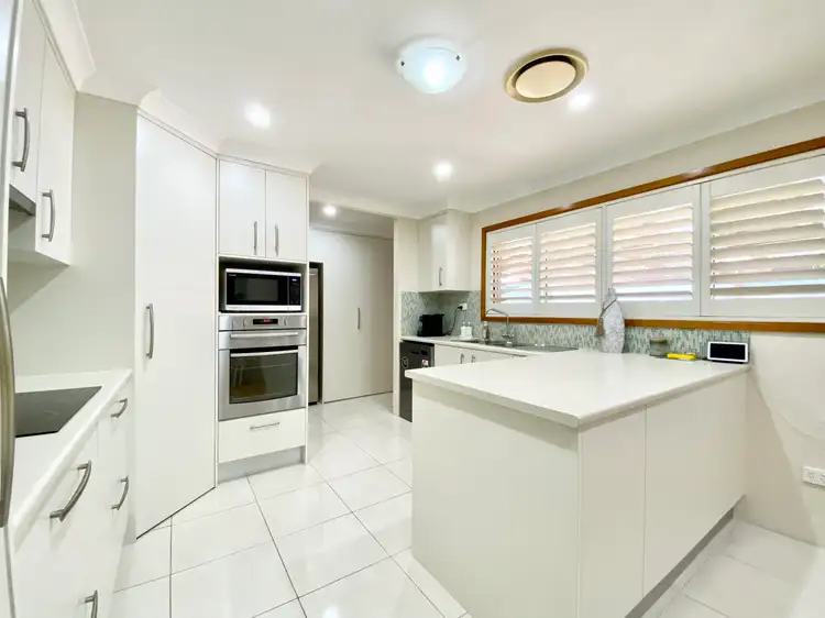 52 Argyle Avenue, Anna Bay NSW 2316