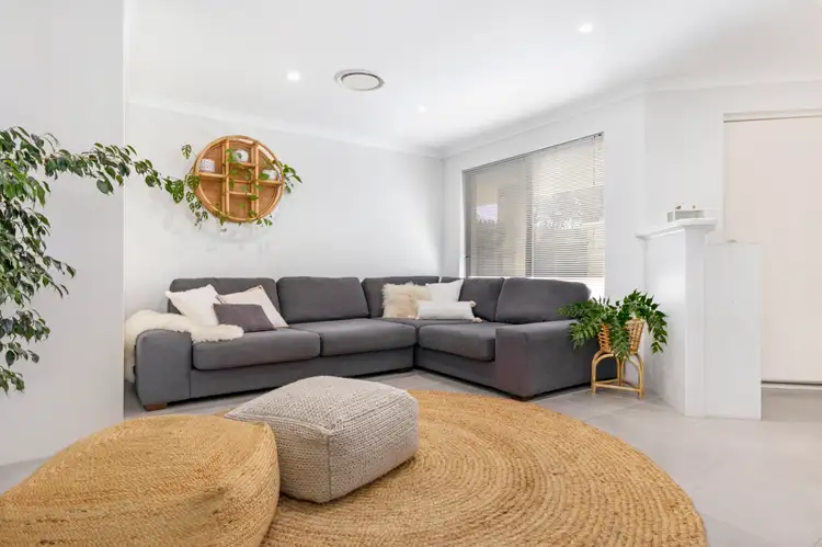 Second view of Homely house listing, 8 Gannet Court, Geographe WA 6280