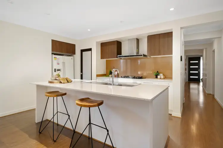 Fifth view of Homely house listing, 118 Mountainview Boulevard, Cranbourne North VIC 3977