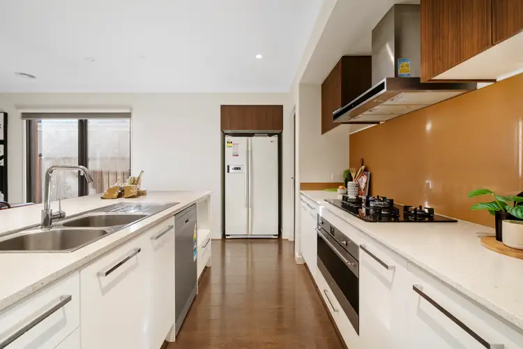 Sixth view of Homely house listing, 118 Mountainview Boulevard, Cranbourne North VIC 3977