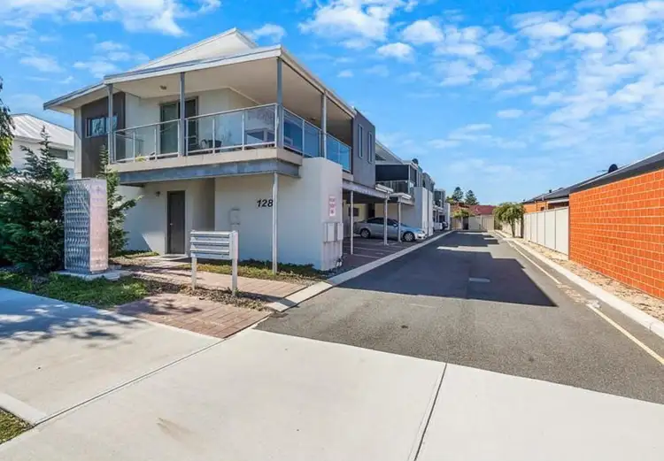 4/128 Safety Bay Road, Shoalwater WA 6169