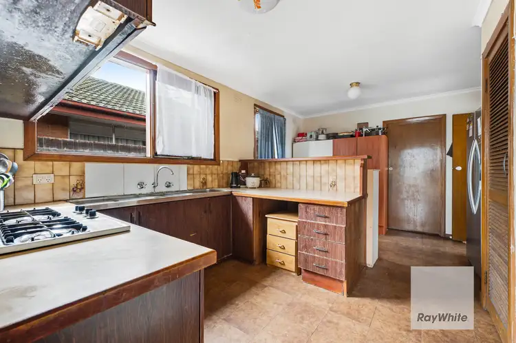 Sixth view of Homely house listing, 30 Koonalda Road, Gladstone Park VIC 3043