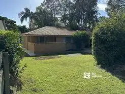Second view of Homely house listing, 4/8 Hampton Court, Birkdale QLD 4159