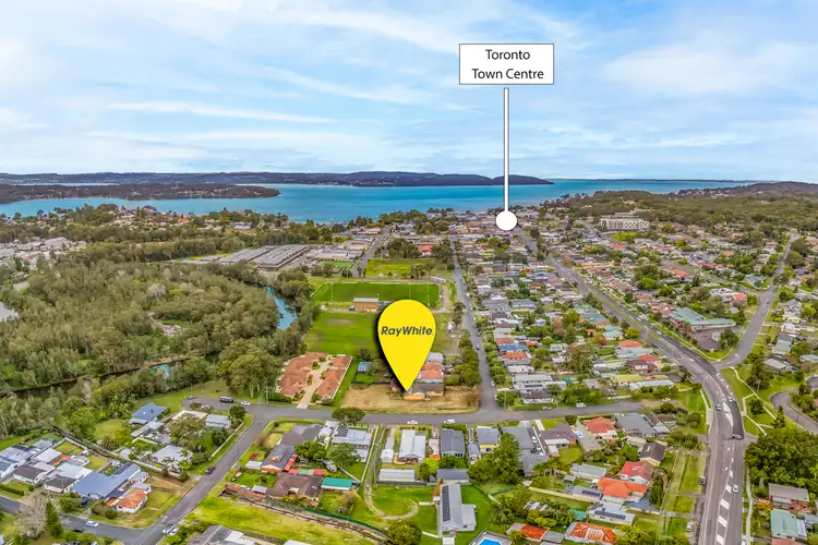 41 Thorne Street, Toronto NSW 2283