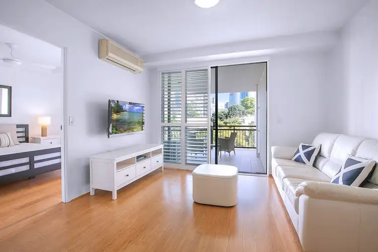 Fourth view of Homely apartment listing, 15 Goodwin St, Kangaroo Point QLD 4169