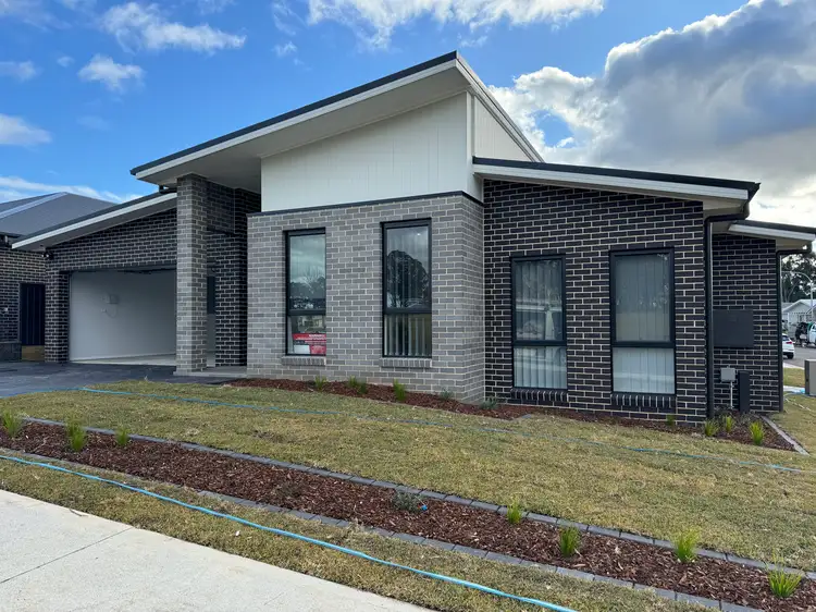 22 Cross Street, Tahmoor NSW 2573