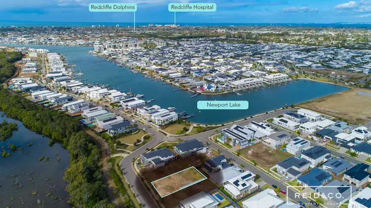52 Coolum Parade, Newport QLD 4020