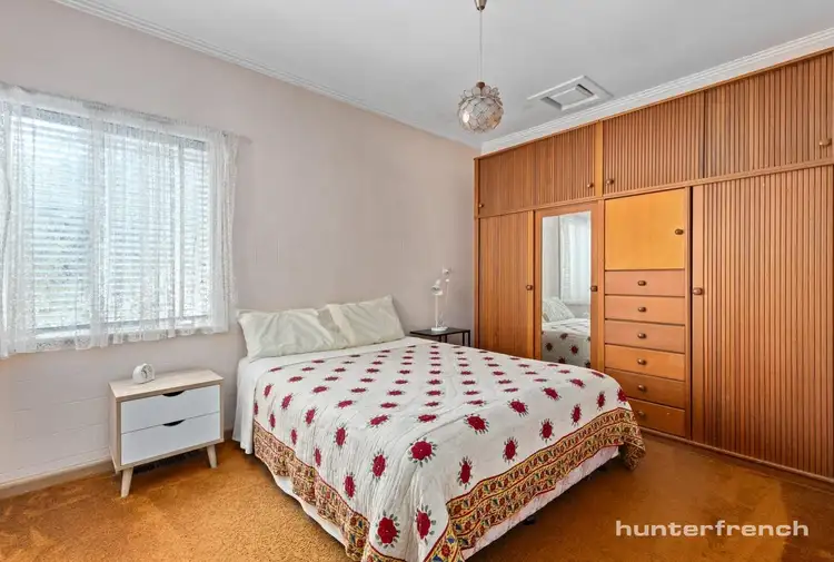 Fifth view of Homely house listing, 2 Waites Court, Brooklyn VIC 3012