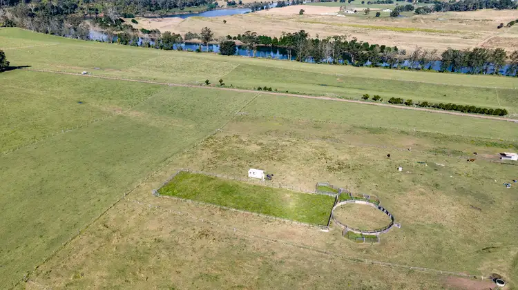 41 East Combined Street, Wingham NSW 2429