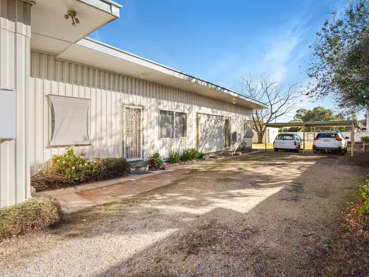 Main view of Homely block of units listing, 1&2/95 Benalla Street, Benalla VIC 3672