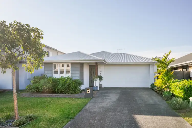 10 Apollo Street, Newport QLD 4020