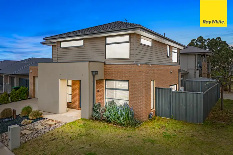 Second view of Homely house listing, 26 Stevenage Drive, Strathtulloh VIC 3338