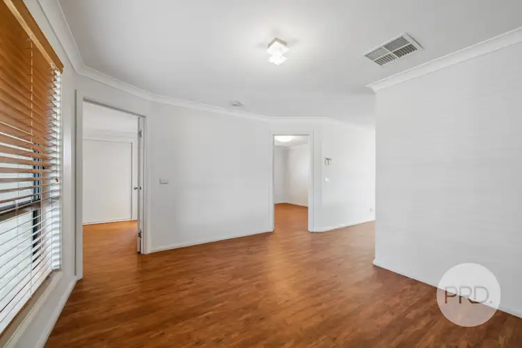 Sixth view of Homely house listing, 10 Quandong Place, Forest Hill NSW 2651
