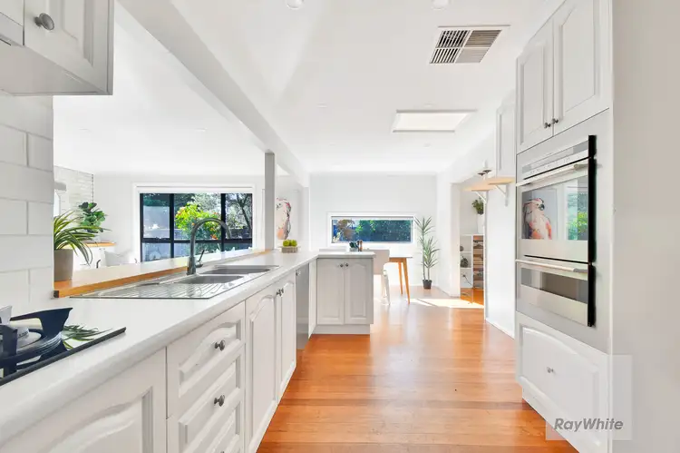 37 Luton Way, Bundoora VIC 3083