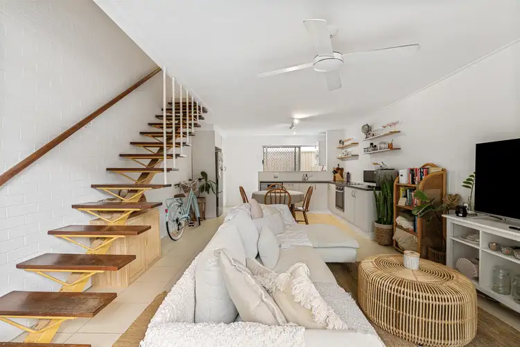 2/39 Ventura Road, Mermaid Beach QLD 4218