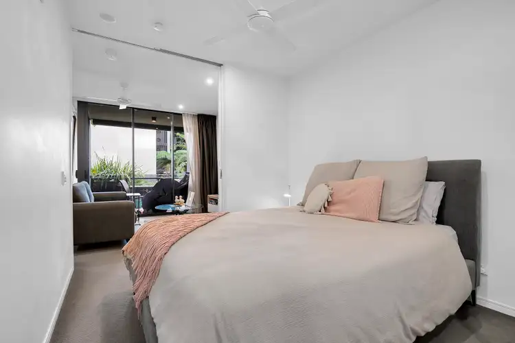 Fifth view of Homely apartment listing, 202/18 Hubert Street, Woolloongabba QLD 4102
