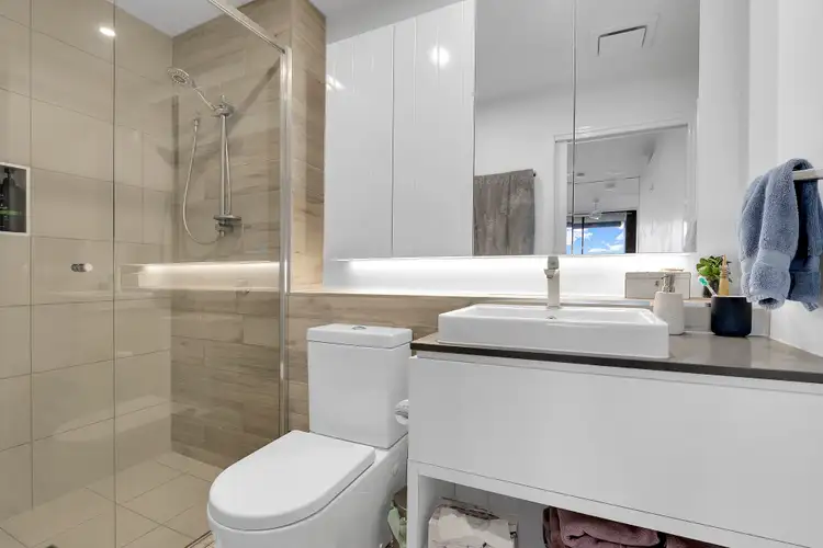 Sixth view of Homely apartment listing, 202/18 Hubert Street, Woolloongabba QLD 4102