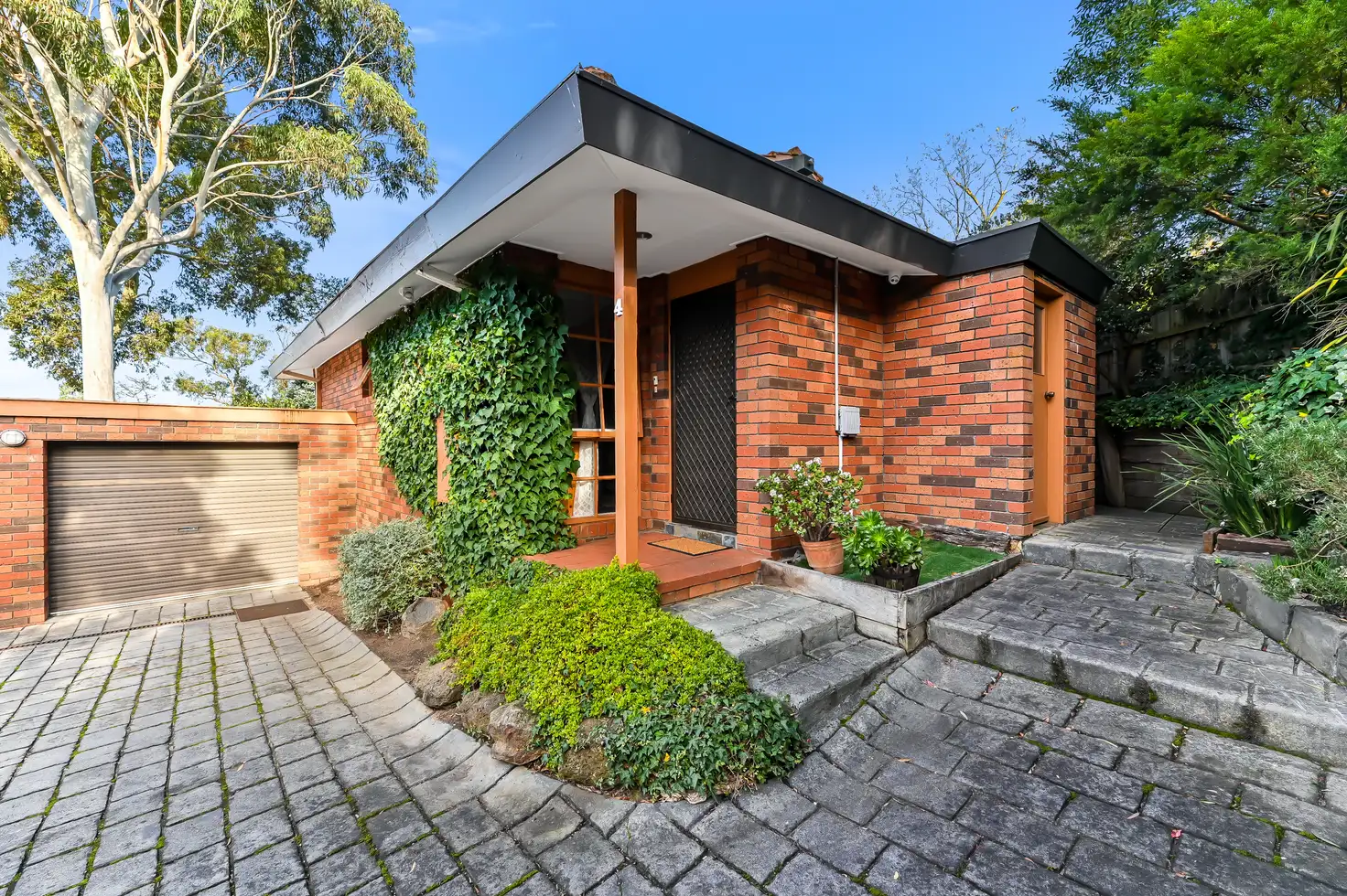 Main view of Homely unit listing, 4/321 Blackburn Road, Mount Waverley VIC 3149