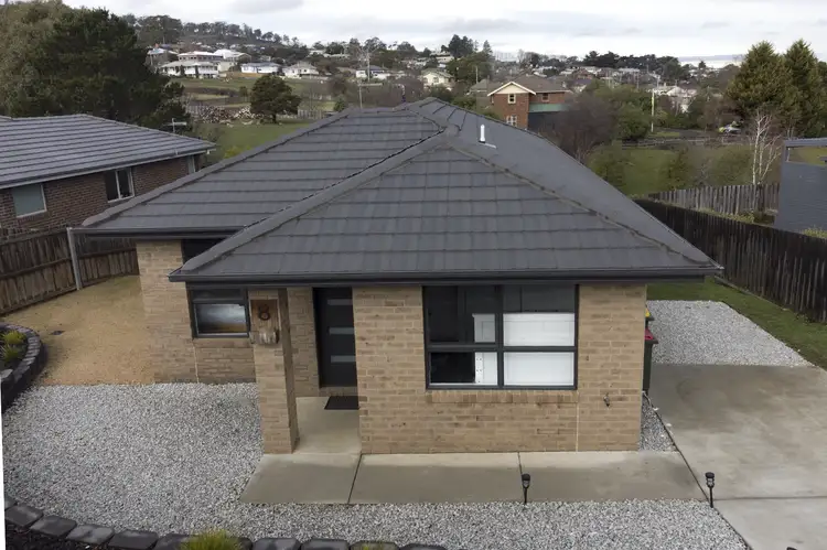 8 Celery Top Drive, St Leonards TAS 7250