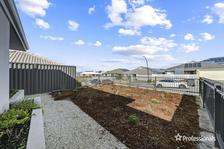 45 Monroe Cross, Aveley WA 6069