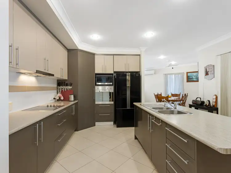 Second view of Homely house listing, 5 Bayridge Heights Drive, Nikenbah QLD 4655