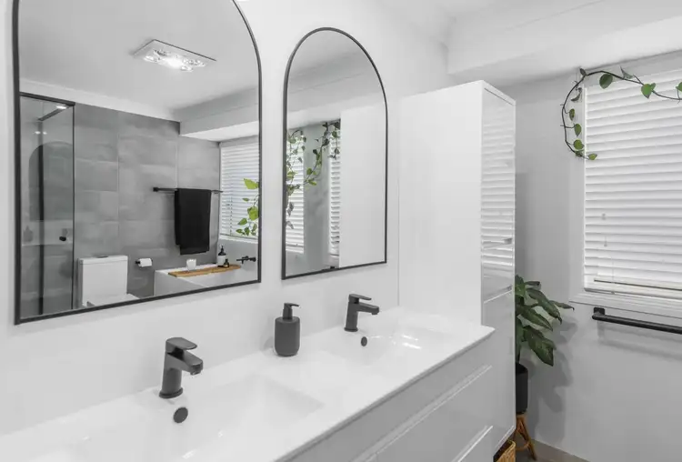Fourth view of Homely house listing, 35 Brindabella Dr, Horsley NSW 2530