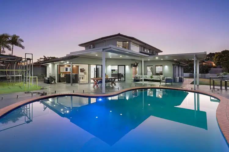 54 Hastings Crescent, Carrara QLD 4211