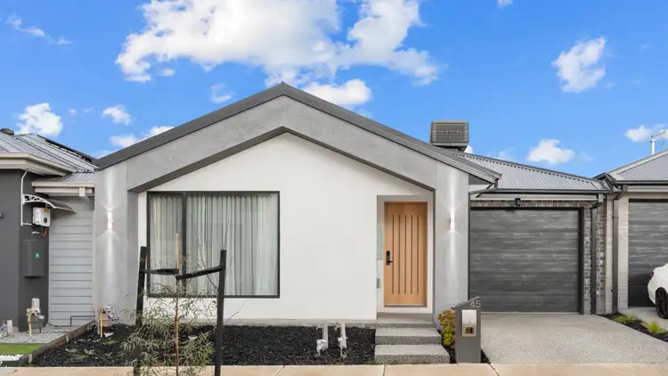 45 Nubeena Crescent, Donnybrook VIC 3064