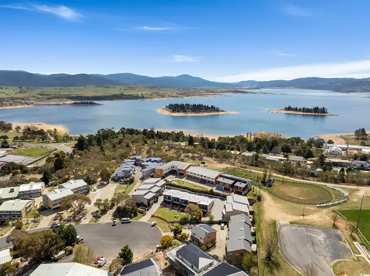 2/23-25 Kirwan Close, Jindabyne NSW 2627