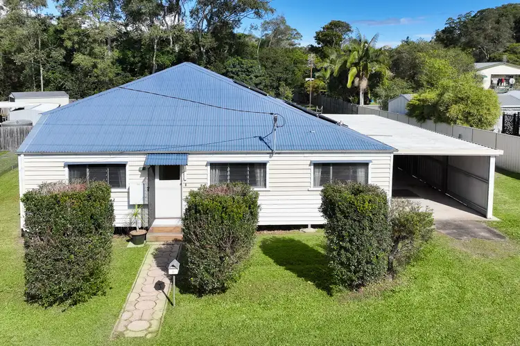 5 School Street, Pomona QLD 4568