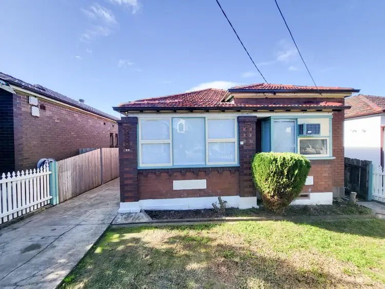 25 Indiana Ave, Belfield NSW 2191