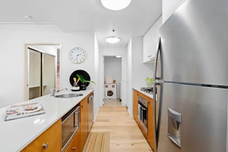 Fourth view of Homely apartment listing, 15/454 Upper Edward Street, Spring Hill QLD 4000