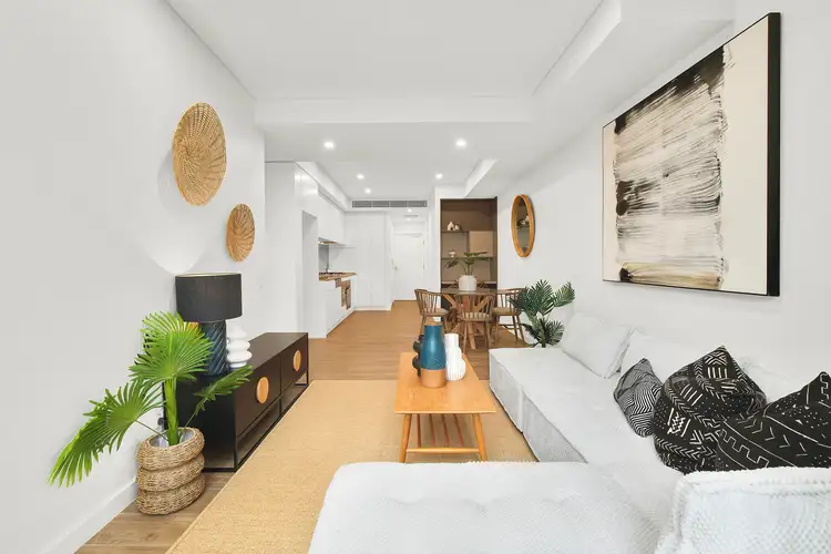 607/8 Kendall Street, Gosford NSW 2250