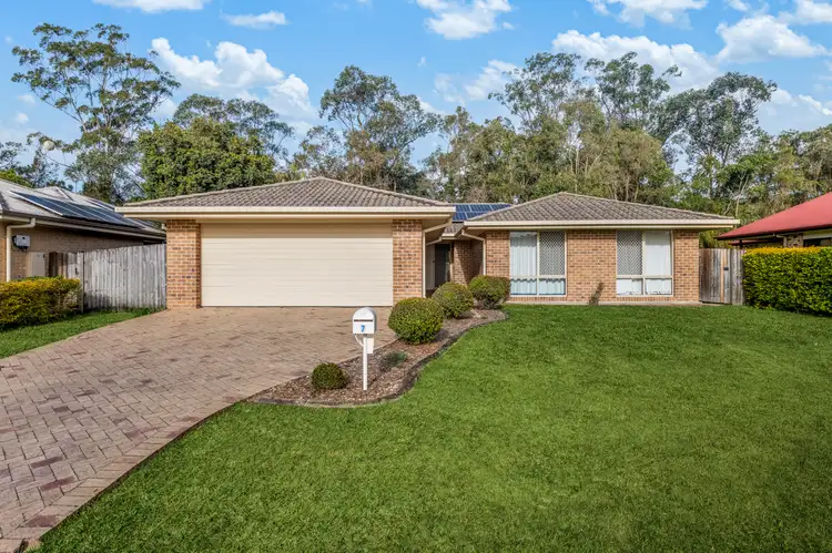7 Crumpton Place, Beerwah QLD 4519